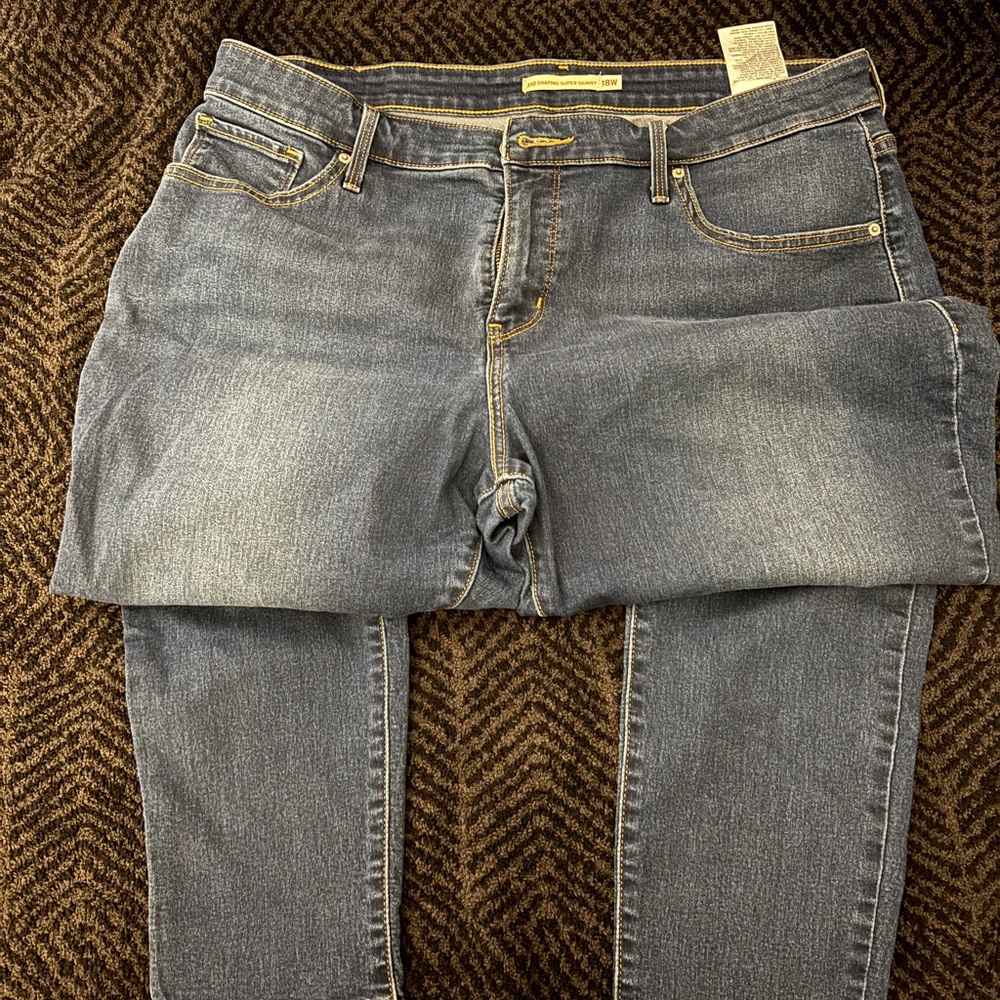 Levi's Women's Skinny Jeans - Blue